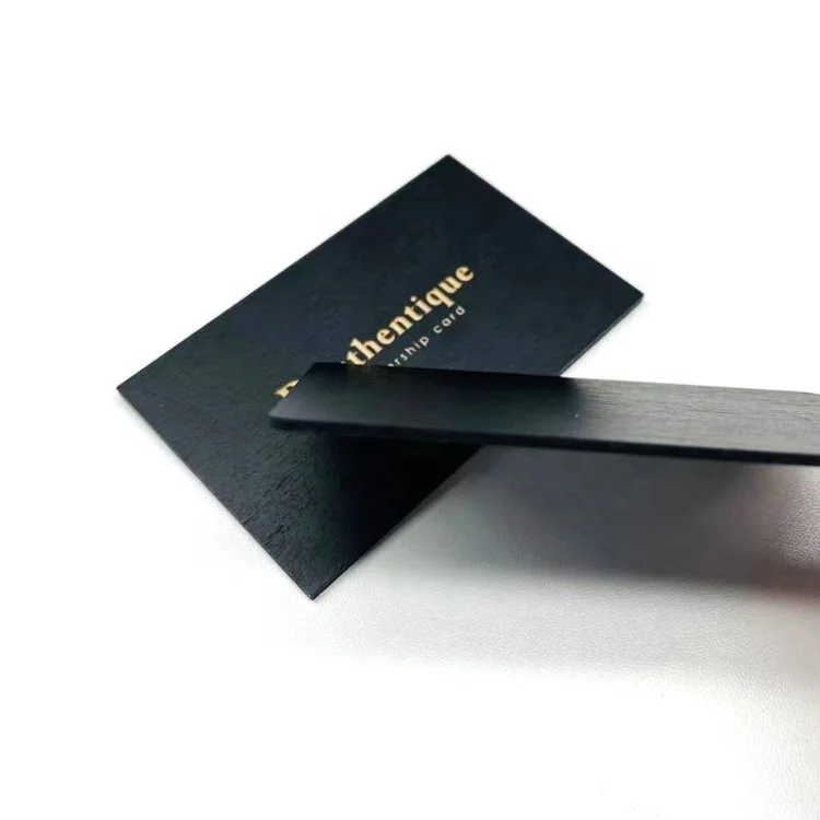 Черные RFID-карты из бамбукового дерева с гравировкой на