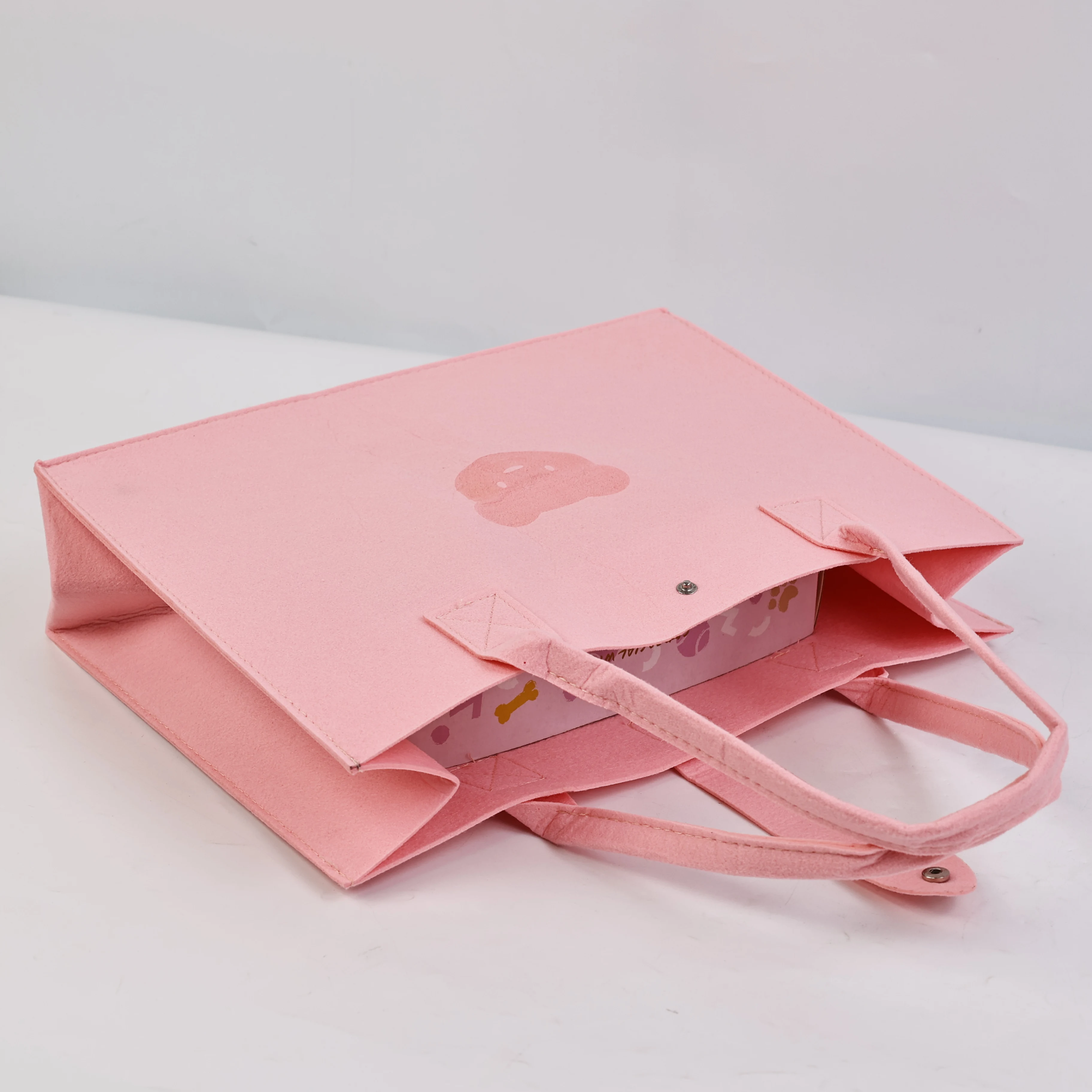 High-End Felt Hand Bag Custom Logo Button Closure Hanging Felt Tote Shopping Bag With Handles