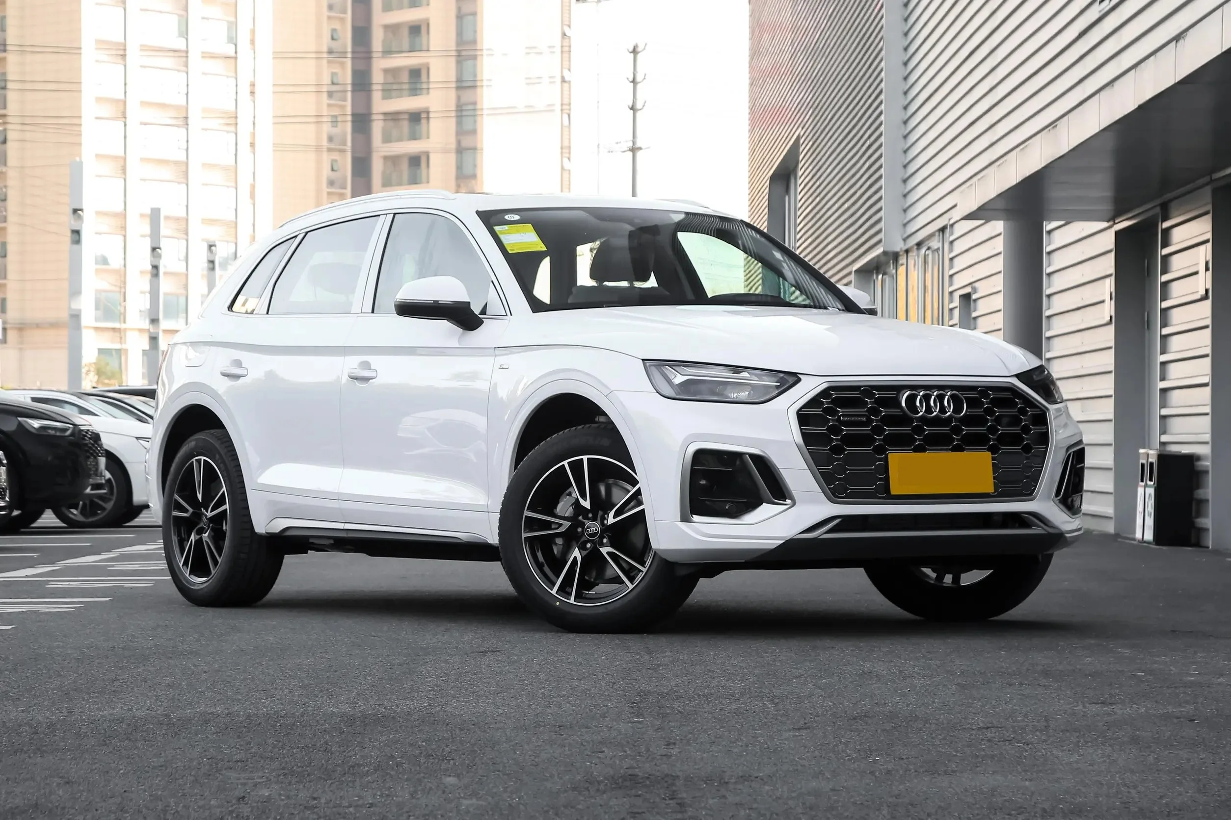 Factory Price 2024 New Car Audis Q5L 40TFSI Fashion and Dynamic Edition Gasoline Cars 0km Used for Sale