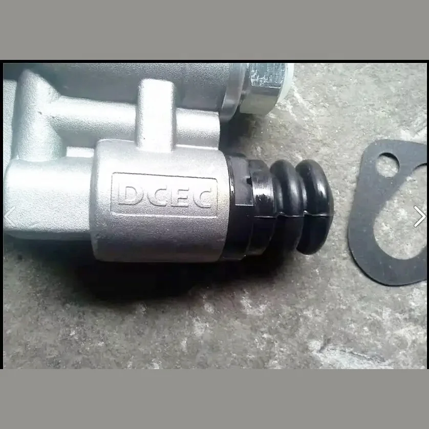High Quality Excavator Parts 6CT Engine Fuel Pump 4944712 3415699 4988753