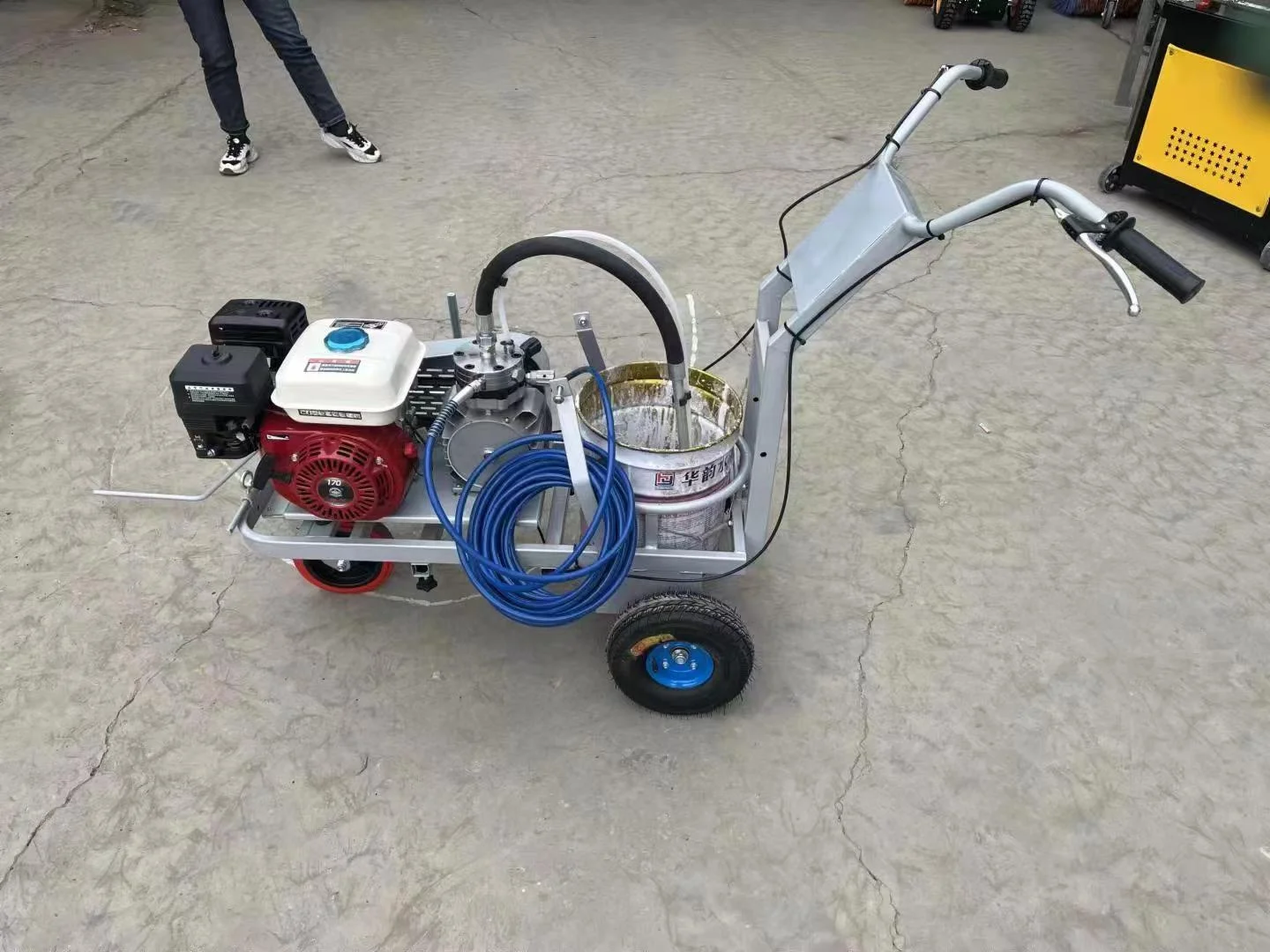 Cold Spray Road Marking Spray Machine Electric/battery Operated Sports Field Line Painting Machines