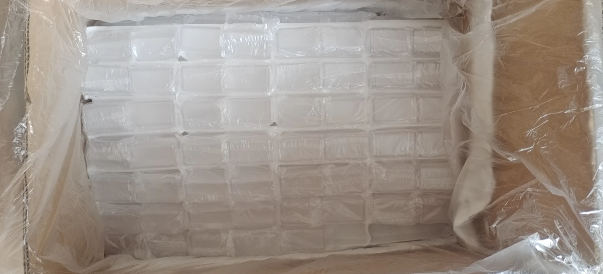 airless bottle packing 