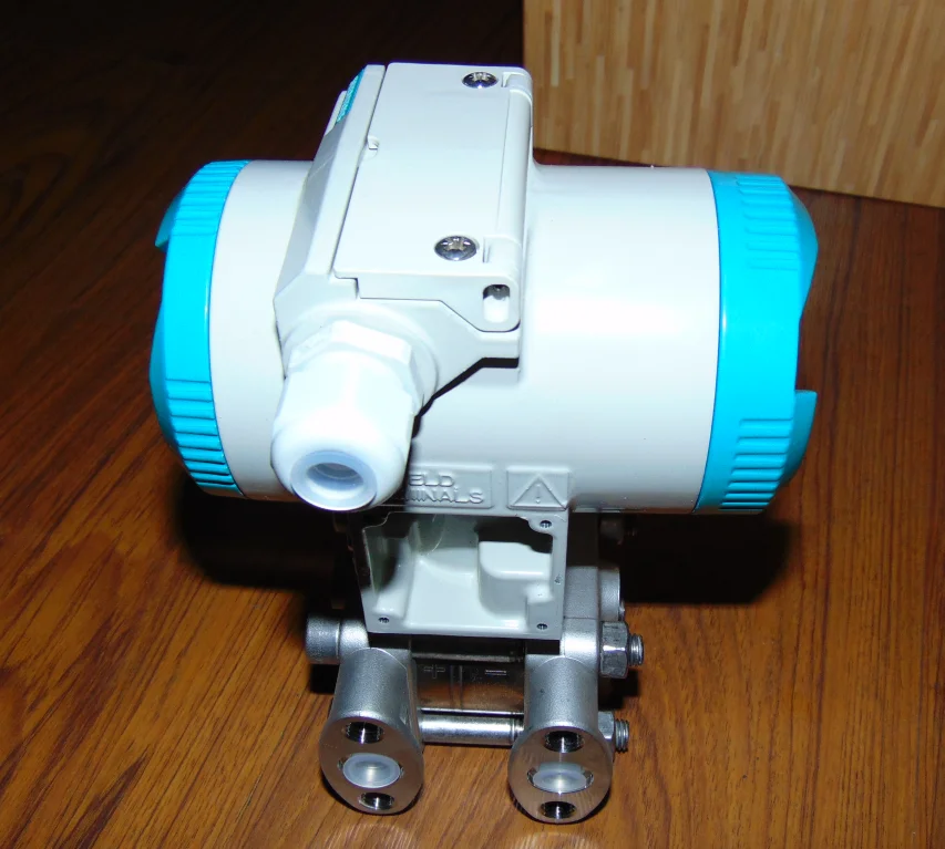 SIEMENS Absolute Pressure Siemens SITRANS Pressure Transmitter   7MF4434-1DA22-2AB6-ZA02