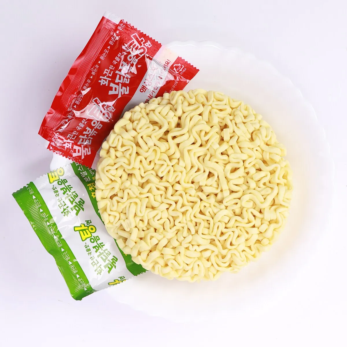 Hot-selling Korean spicy noodles buldak Cream Carbonara Hot Chicken Flavor Ramen Spicy Chicken Fried Noodles