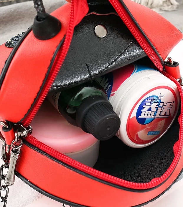 
New one-shoulder small round bag Cute girl cross-body bag Cartoon accessory zero wallet 