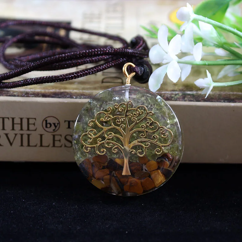 Factory Handmade Craft Resin Crystal Gravel Pendant Sweater Necklace Chain with Rope Orgone Energy Healing Necklace Gifts