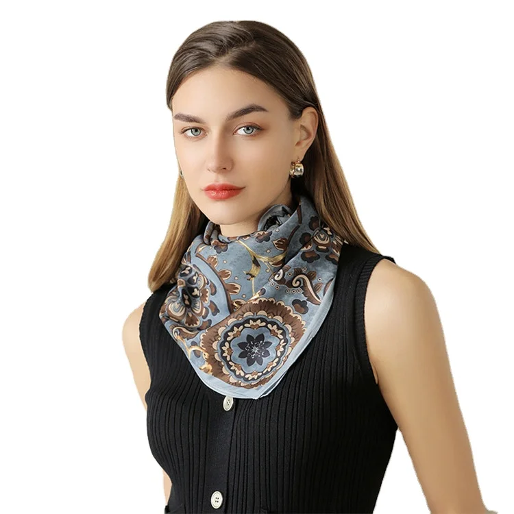 Attractive Style Woman Digital Print Silk Scarf 100% Silk Scarf Custom Print Silk Square Scarf