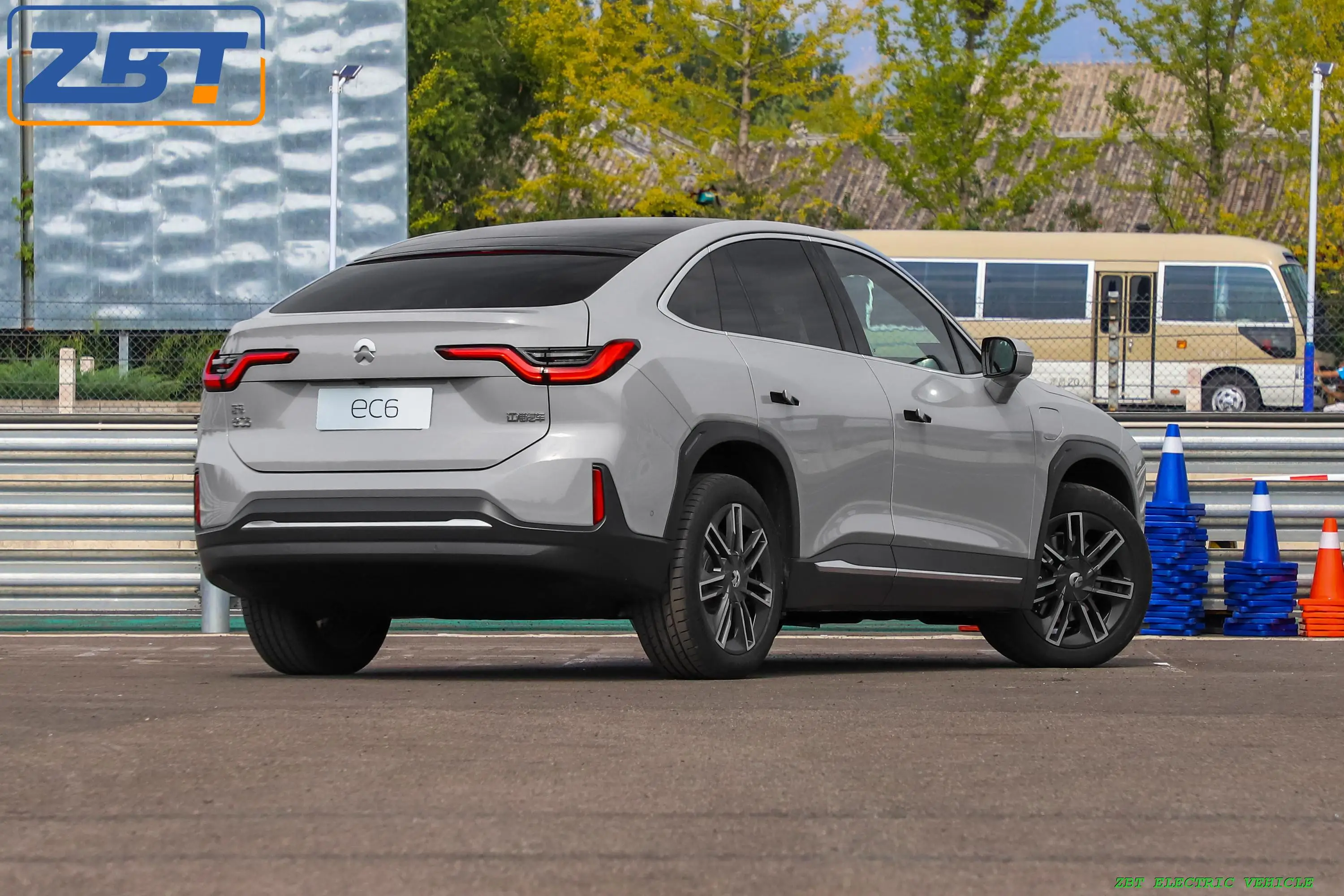 Passenger automotive NIO EC6 Green ev new Energy Vehicle smart electric car 4x4 4WD medium suv with aviation cockpit