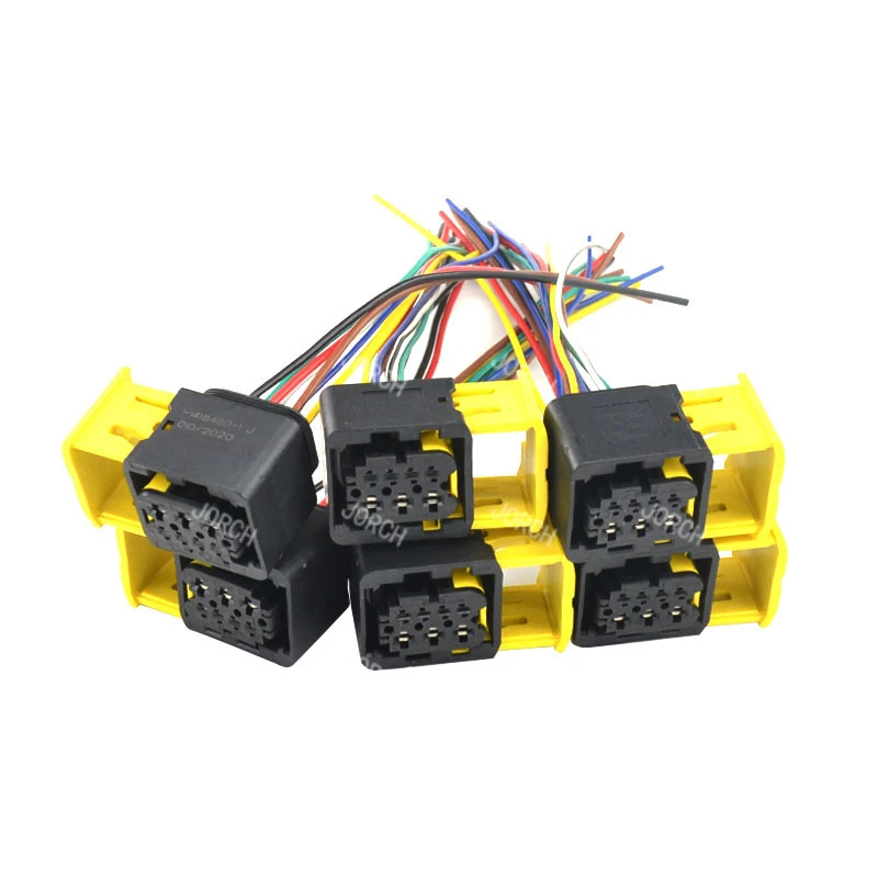 HDSCS series 7 pin female Waterproof Auto Wire Harness Connector Tyco 1-1418480-1