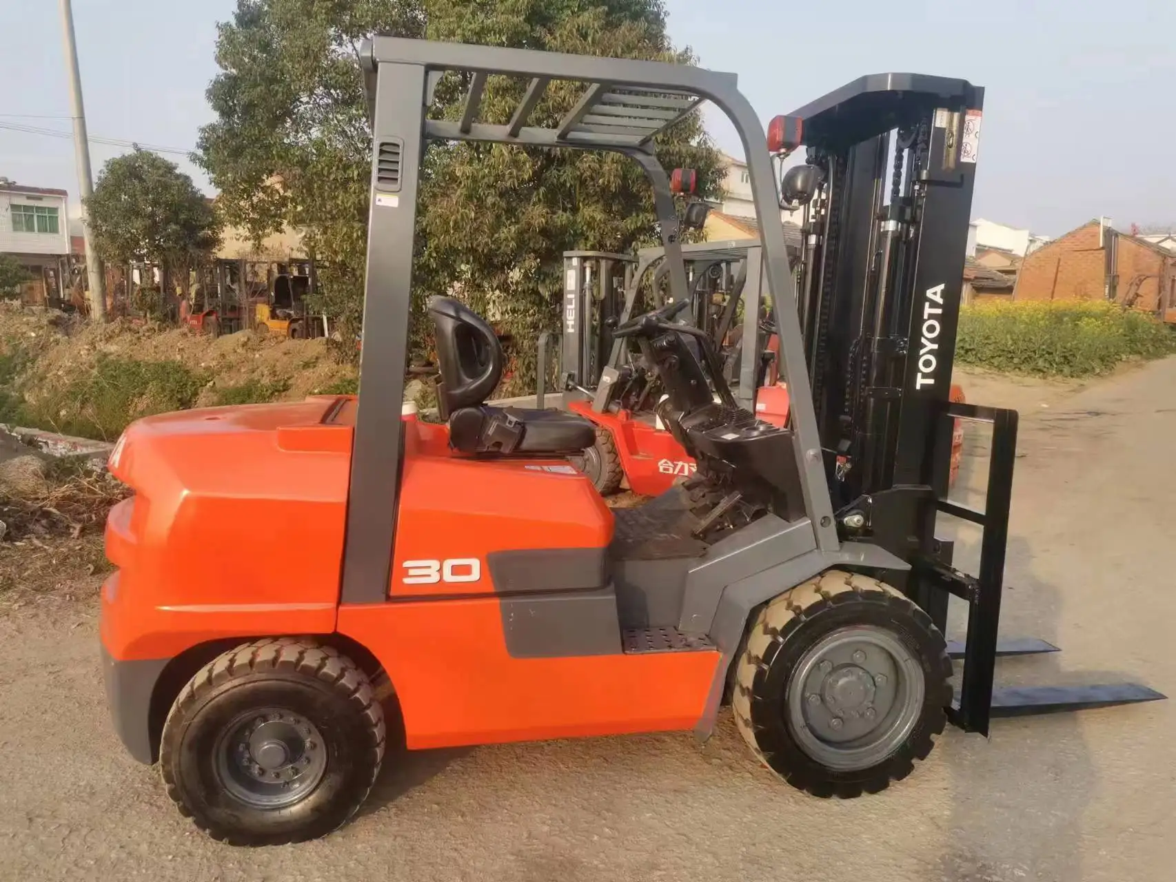 USED JAPAN 3 TON FORKLIFT