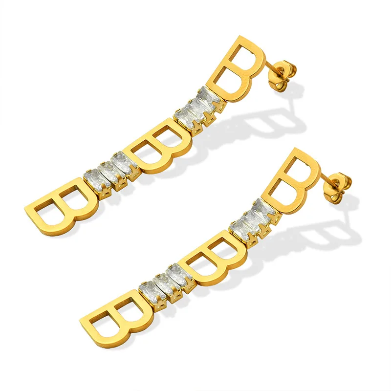 Acero inoxidable joyeria wholesale English letter B zircon titanium steel women cute piercing jewelry earrings 18k gold plated