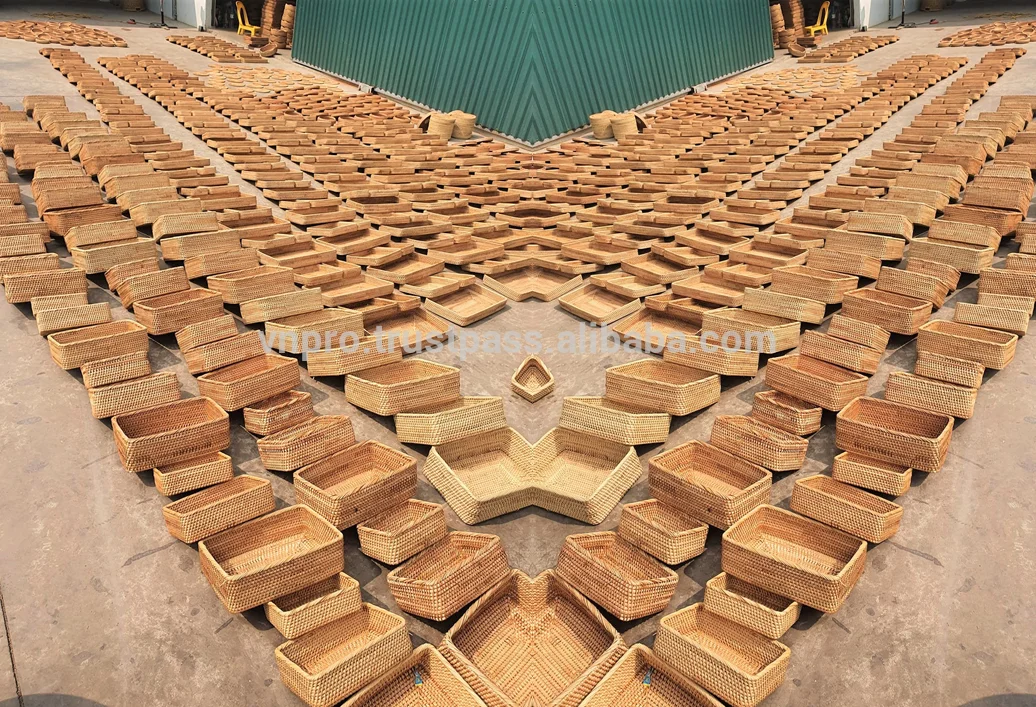 Handle Woven Rattan Round Serving Tray with Handles Bread Cake Pastries Original Rattan Tray