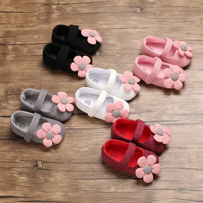 Baby shoes spring and autumn 0-1 years old female baby knitted soft sole non-slip princess toddler shoes