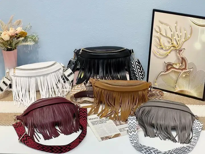 Fashion 2023 Trendy Hobo Waist Bag Shoulder PU Leather Fringed Tassel Crossbody Bags for Women