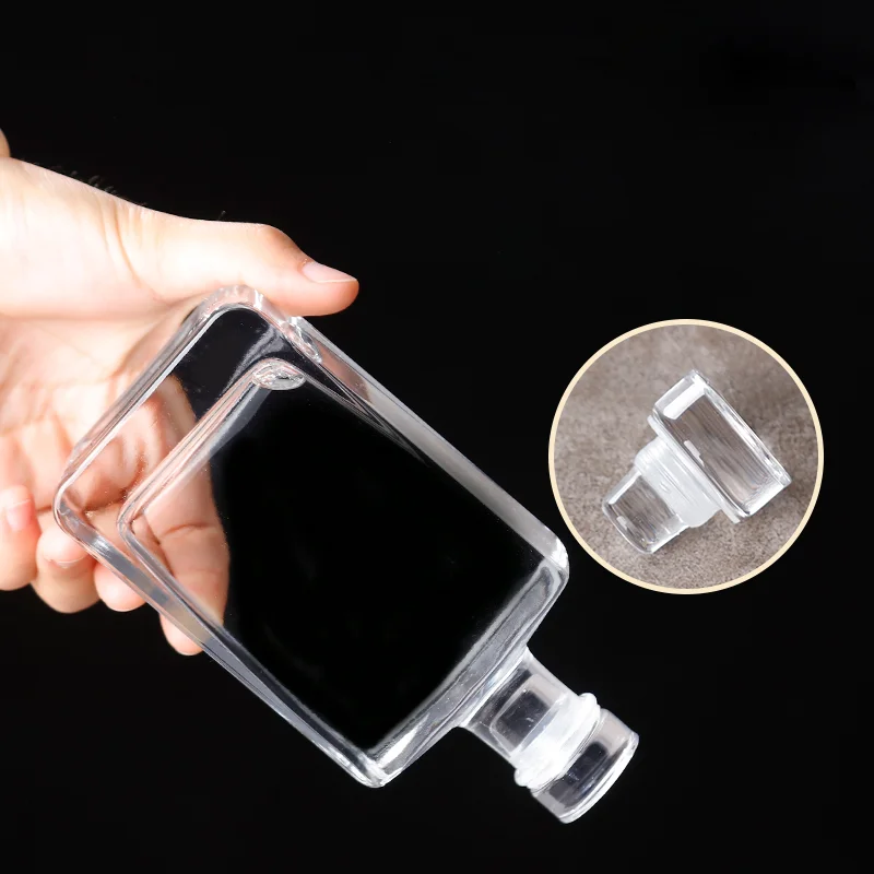 50ml/100ml/200ml  Lead Free Plain Luxury Glass Bottle for Whiskey/Brandy/Vodka with glass lid