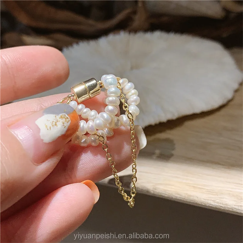 2022 Hot Sale Simple Sweet Pearl Magnet Ear Clip Earrings Link Chain No Ear Piercing Pearl Ear Cuff Earrings