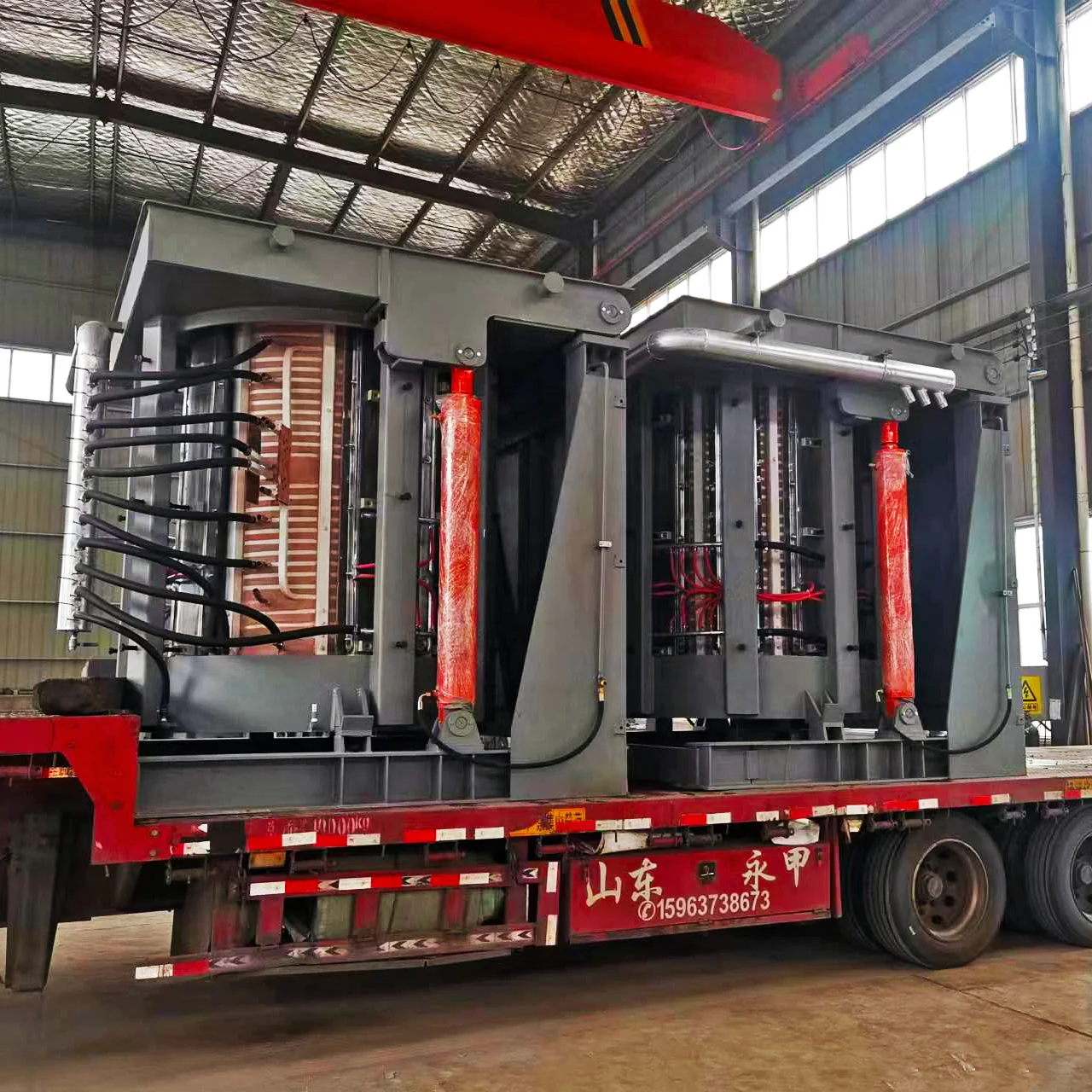 Manufacturer online factory online 5T hydraulic medium frequency induction  melting steel aluminum furnace 2600KW Melting Oven