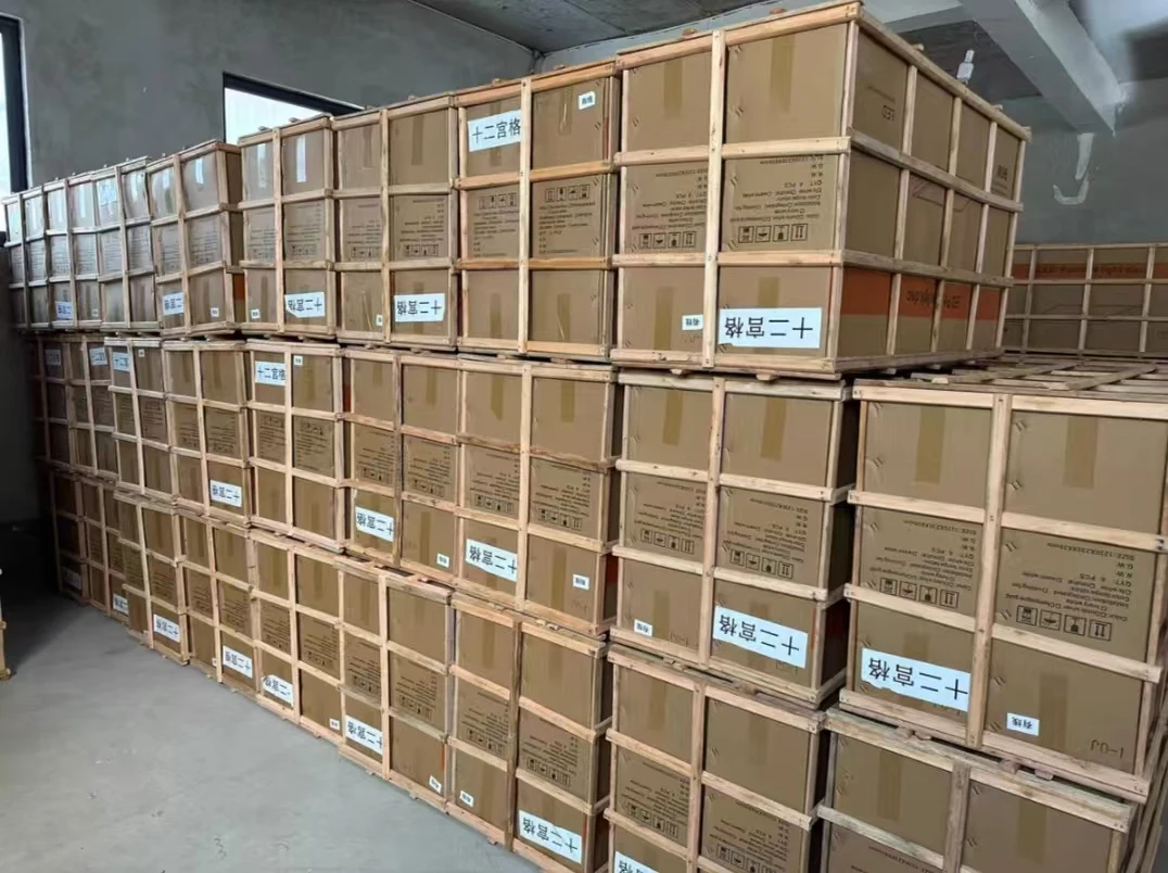 High-Quality And Low-Cost Ceiling Lights For Car Modification Sixteen-Grid Car Beauty Lighting