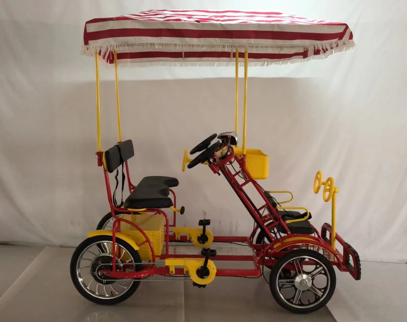 1000W  Electric 2 seaters surrey  bikes bicycle tandem bikes for sightseeing, two seats one row 48V 32A electric rent surrey bik