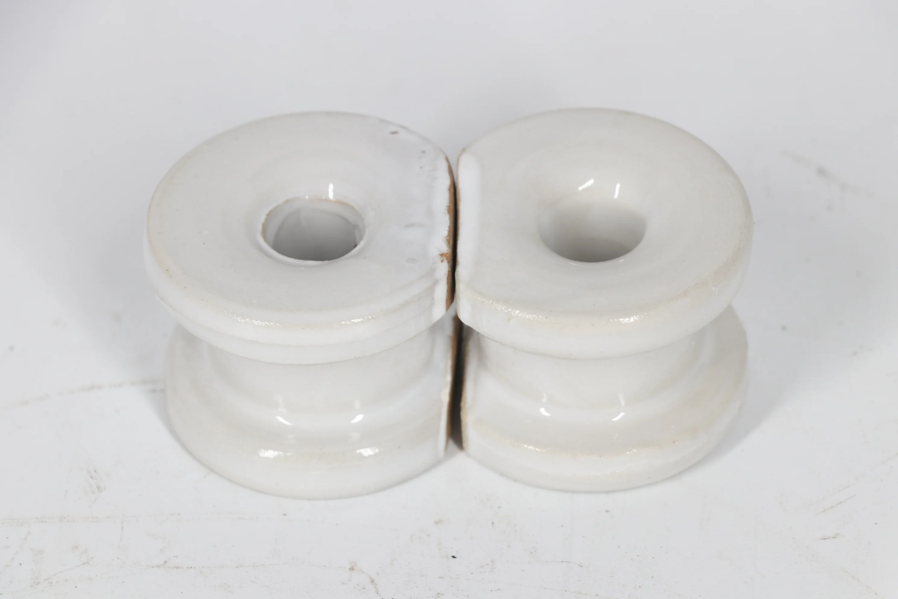 Baler Parts Vintage  White Ceramic Spool Insulator For Agricultural Machinery