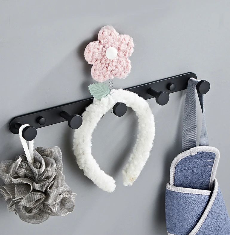 Best Selling Hard Modern Design Bathroom Accessories Metal Hangers Bathrobe Row Wall Hooks