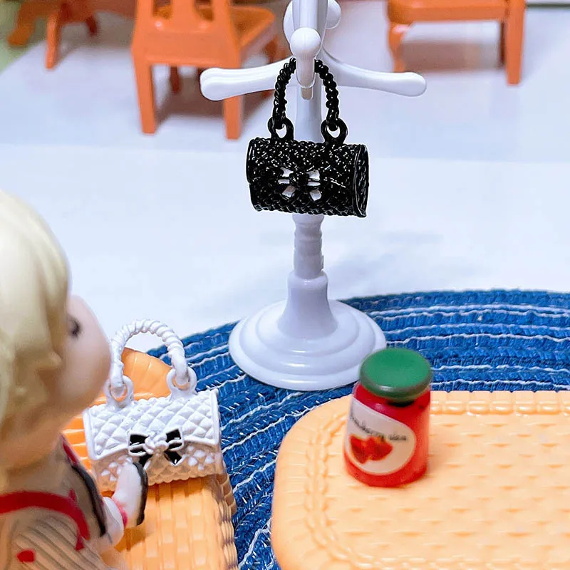 1:12 Dollhouse Miniature Decor Dollhouse Accessories Fashion Handbag Messenger Bag Carrying Bag Miniature Model