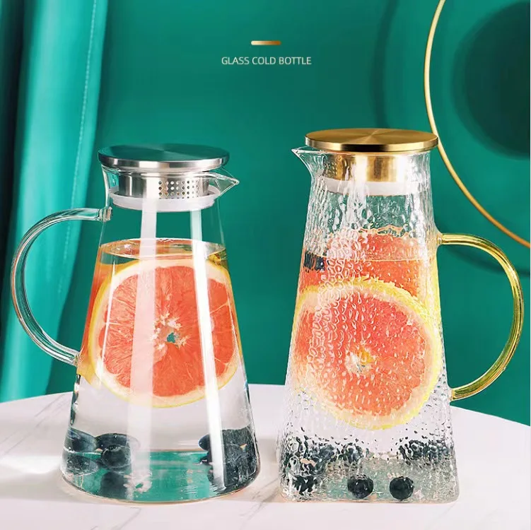 Carafe Modern Gold-Lid Water Pitcher with Large Capacity Modern Design Style for Party Faucet-Water Flowing Method