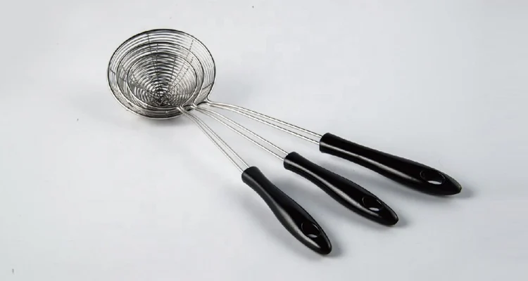 Handle Frying Filter Long Stainless Steel Colander French Fries Colander Kitchen Fried Net Sieve Spoon Kitchen Tool Foods Sifter