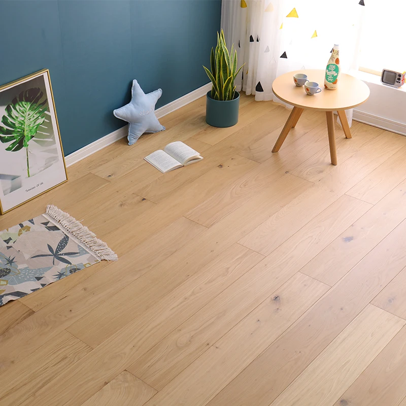 Hotel / Villa / Apartment Natural Color Solid Wood Floor French Oak Unfinished Wood Flooring