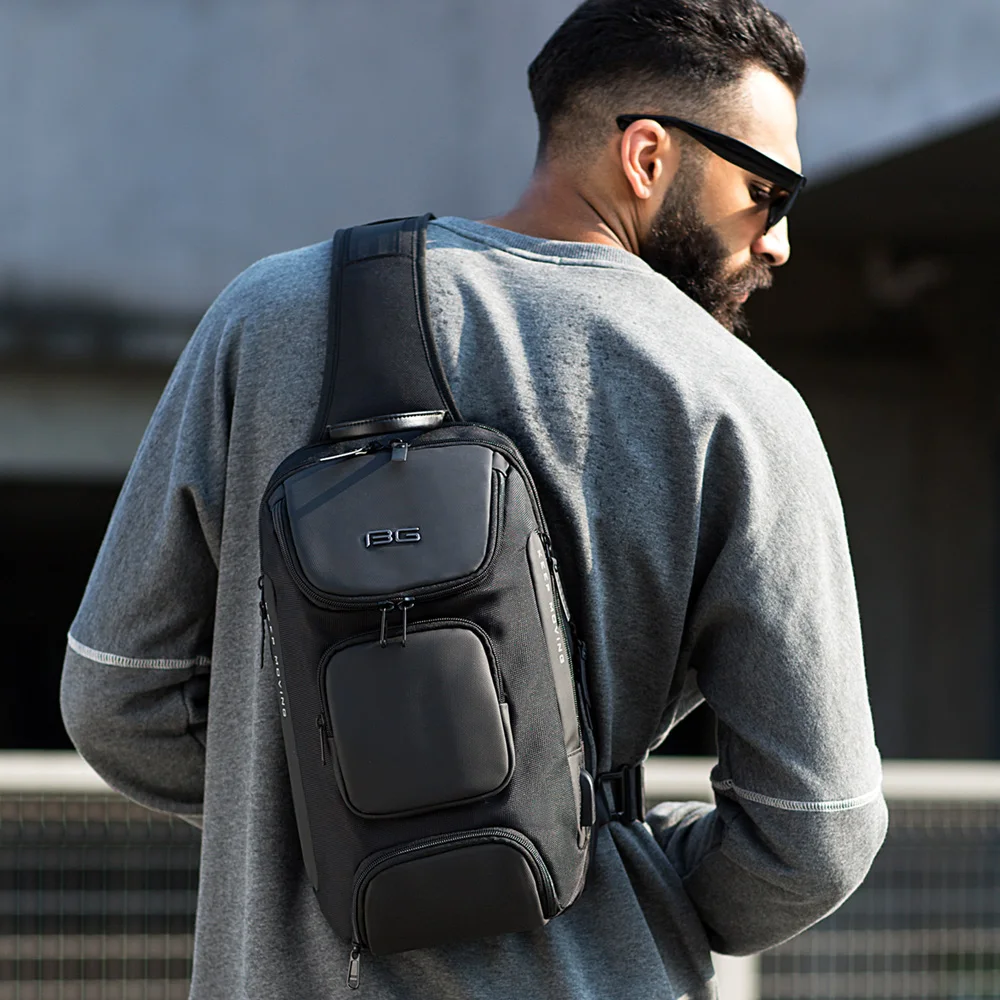 
2020 new design hot selling custom oem fashion men anti theft shoulder waterproof chest crossbody sling bag for men 
