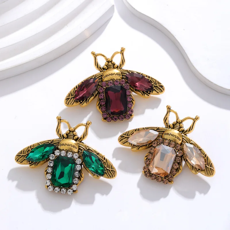 DRAL1308 Fashionable Baroque Feng Shui Diamond Bee Brooch European Insect Collar Pin Retro Palace Dress Accessories