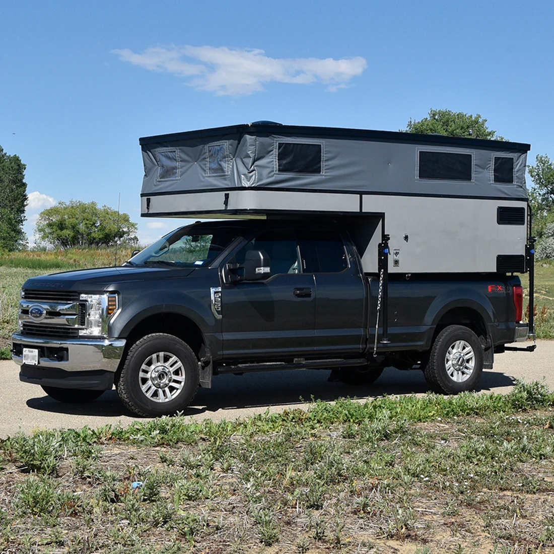 
China Manufacturing Outdoor Travelling caravan Truck Campers Sliding On Camper Caravan Accessories With Pop Up Tents 