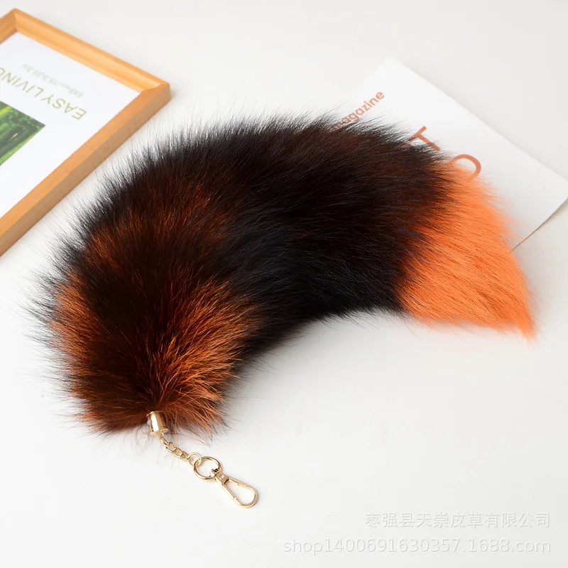 High Quality Oversized Fox Tail Key Chain Ladies Bag Pendant Car Furry Keychain