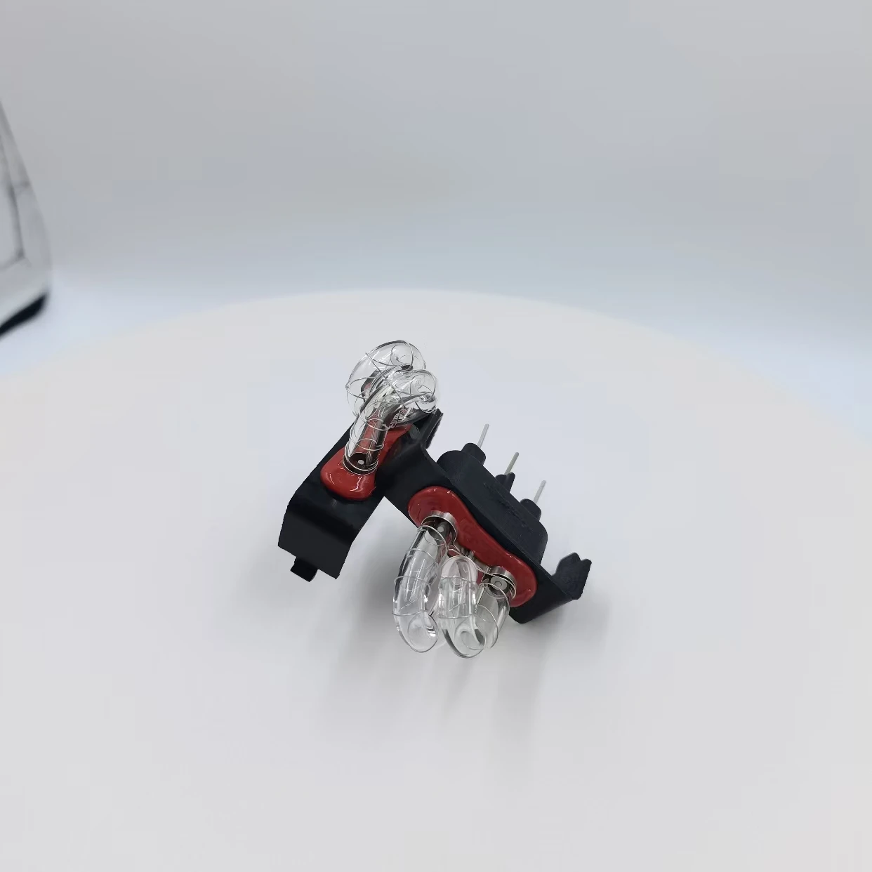 OEM supplier provides flash tubes suitable for strobe lights