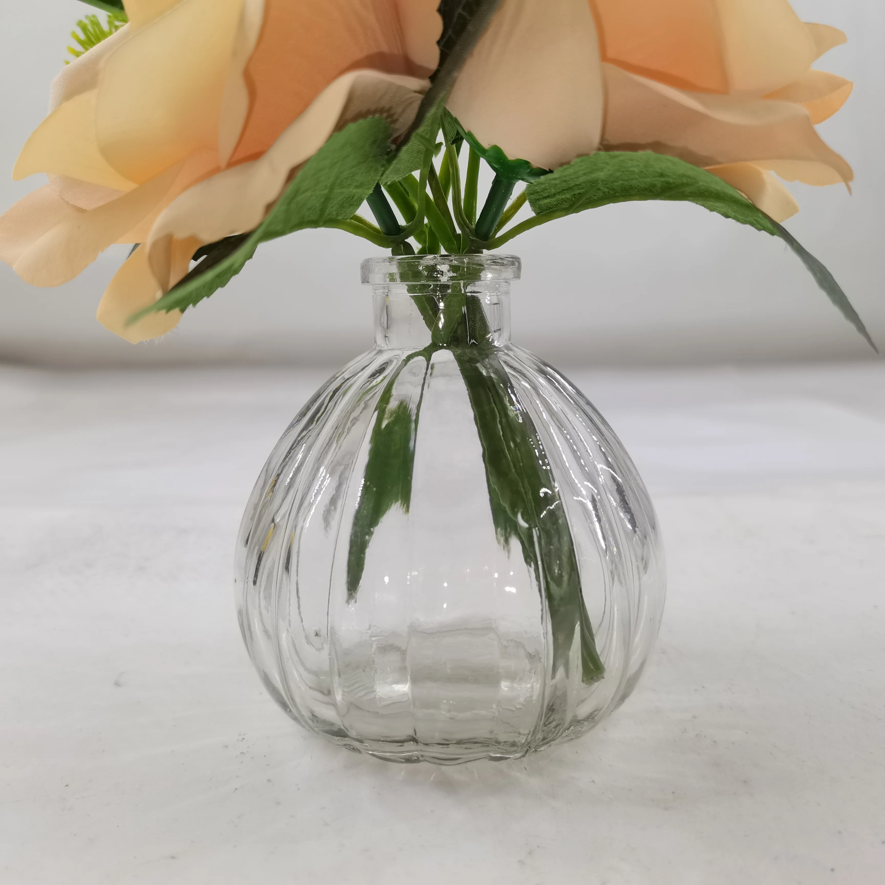 Artificial Rose Bouquet Simulation Daisy Interior Decoration Rose With Glass Bottle Landscaping Potted Plant