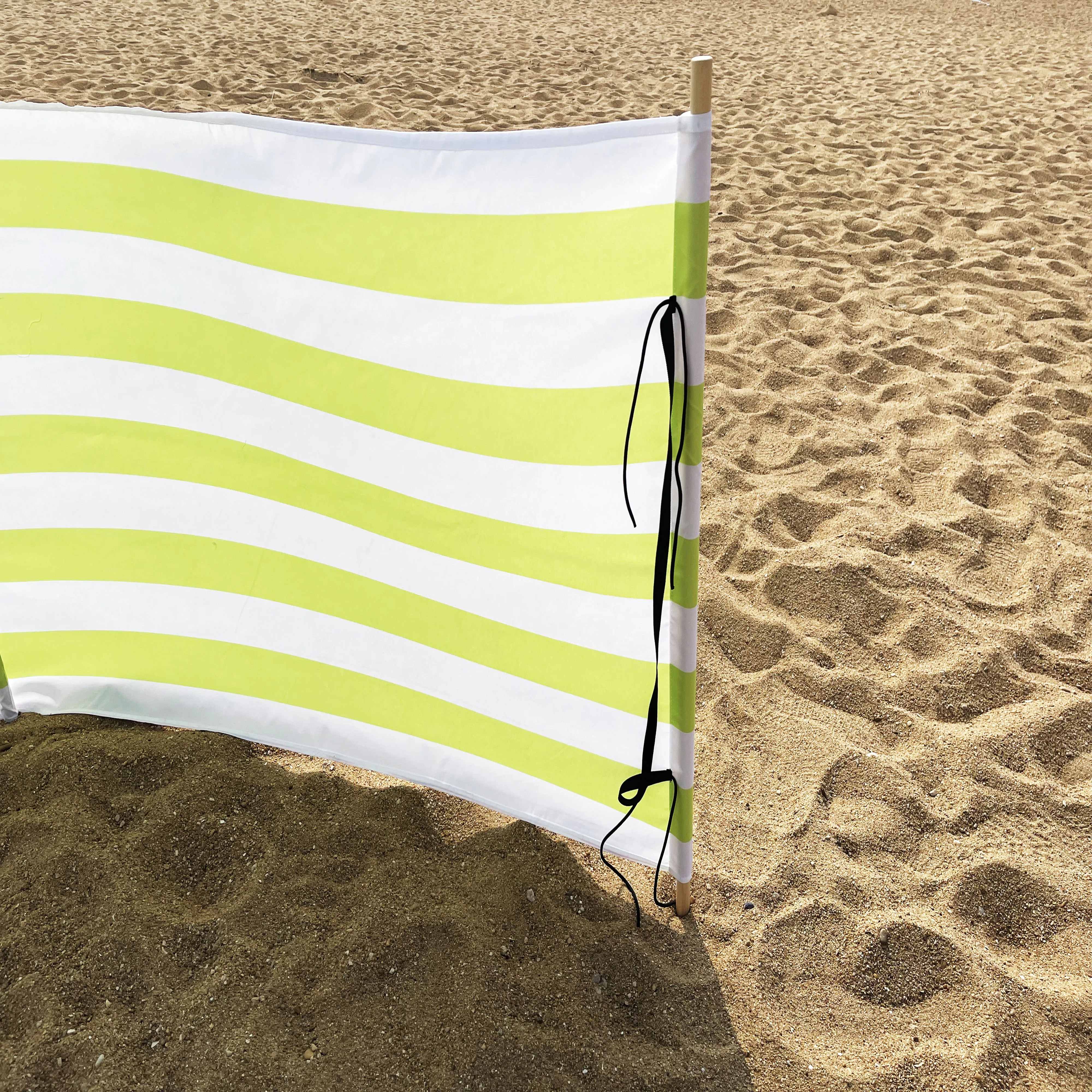 MU 15ft, 17ft, 20ft, 25ft Customized Wooden Poles Outdoor Camping Wind Screen Shield Sun Shade Beach Windbreaker