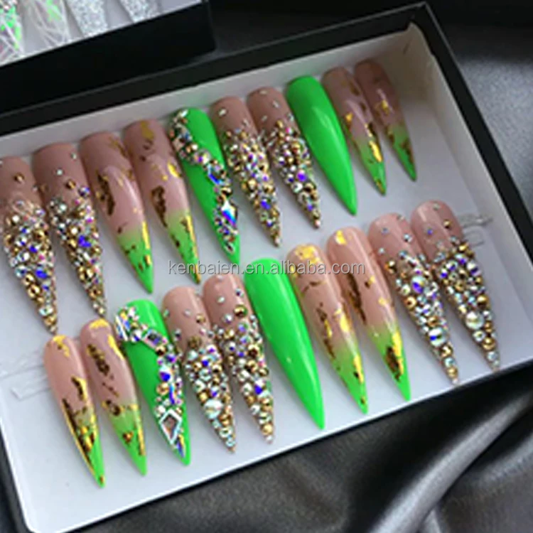 Custom Luxury Designed Reusable Pink Nude False Nail Artificial Nails Short Acrylic Press On Nails For Woman With Glue