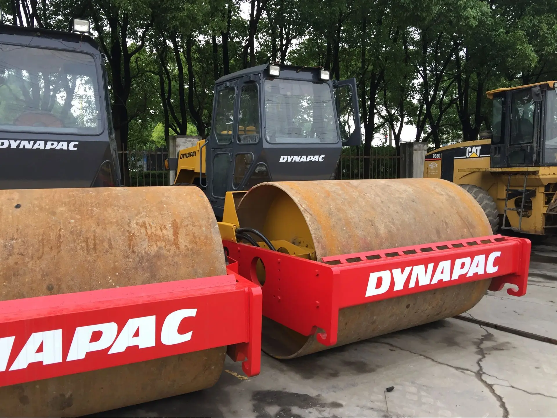 Б/у дорожный каток dynapac ca30d для продажи в Шанхае CA25D
