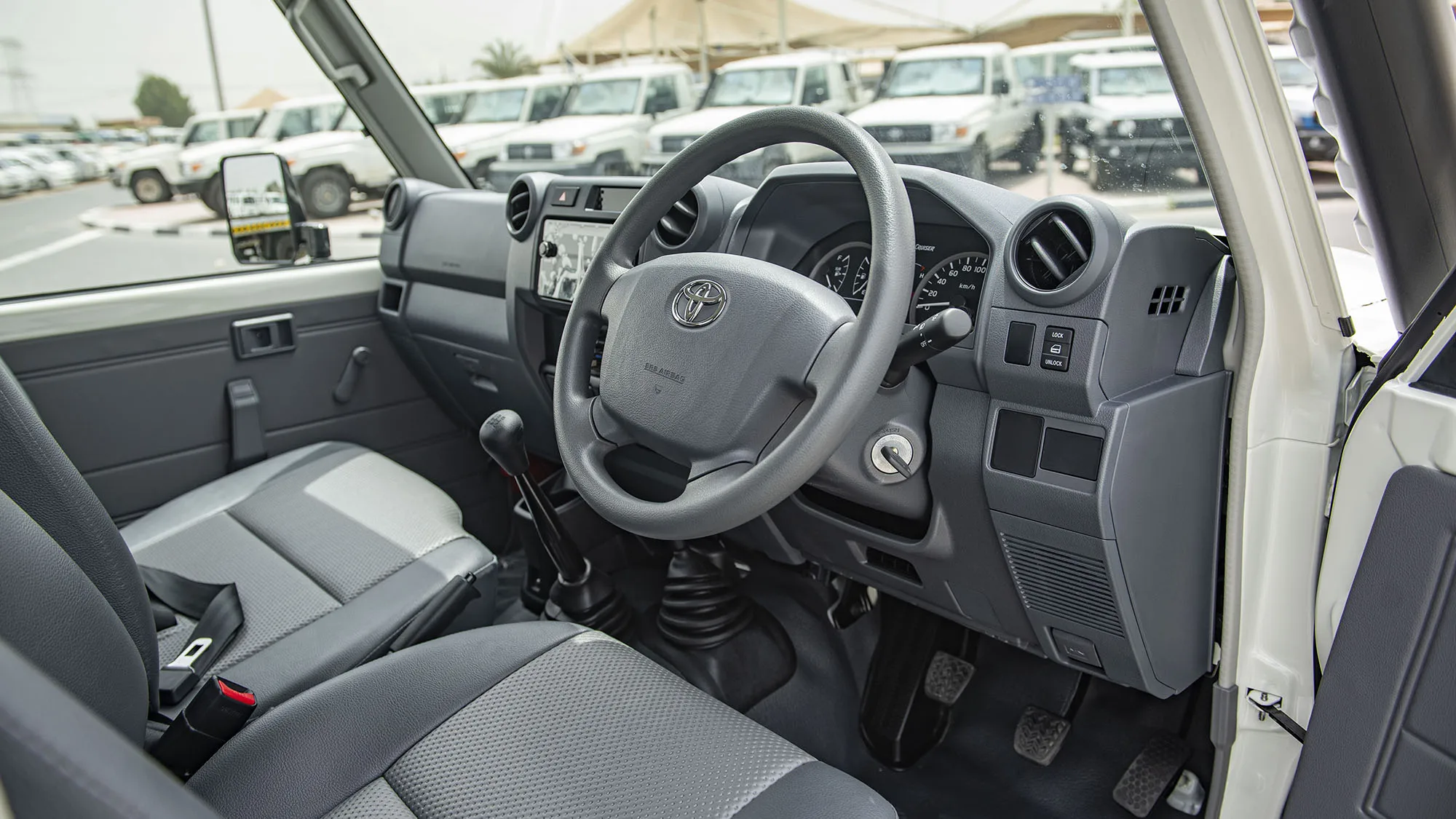 Доступен теперь используемый 2020 Toyota Land C ruiser 79 серии однокаютный Пикап V8 готовый к доставке от двери до