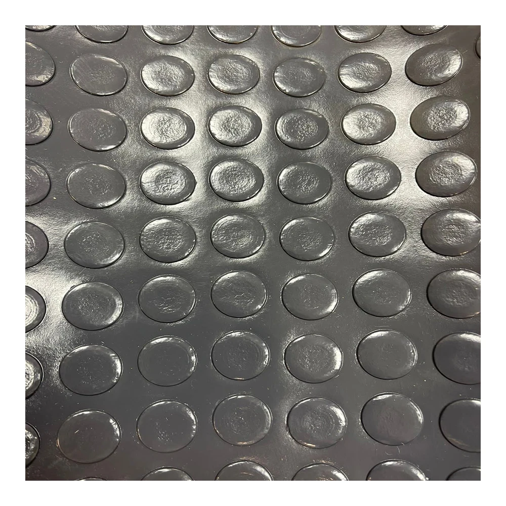 Gym use coin pattern strike flooring roll plastic rubber floor pvc vinyl roll covering in guangzhou
