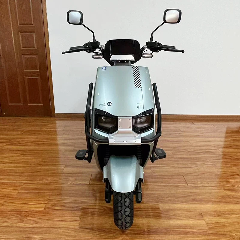 New designed 1500W & 2000W Electric Scooter Motorcycle with 72V100AH Lithium Battery Max Speed 70km/h powerful Gas moped on Road