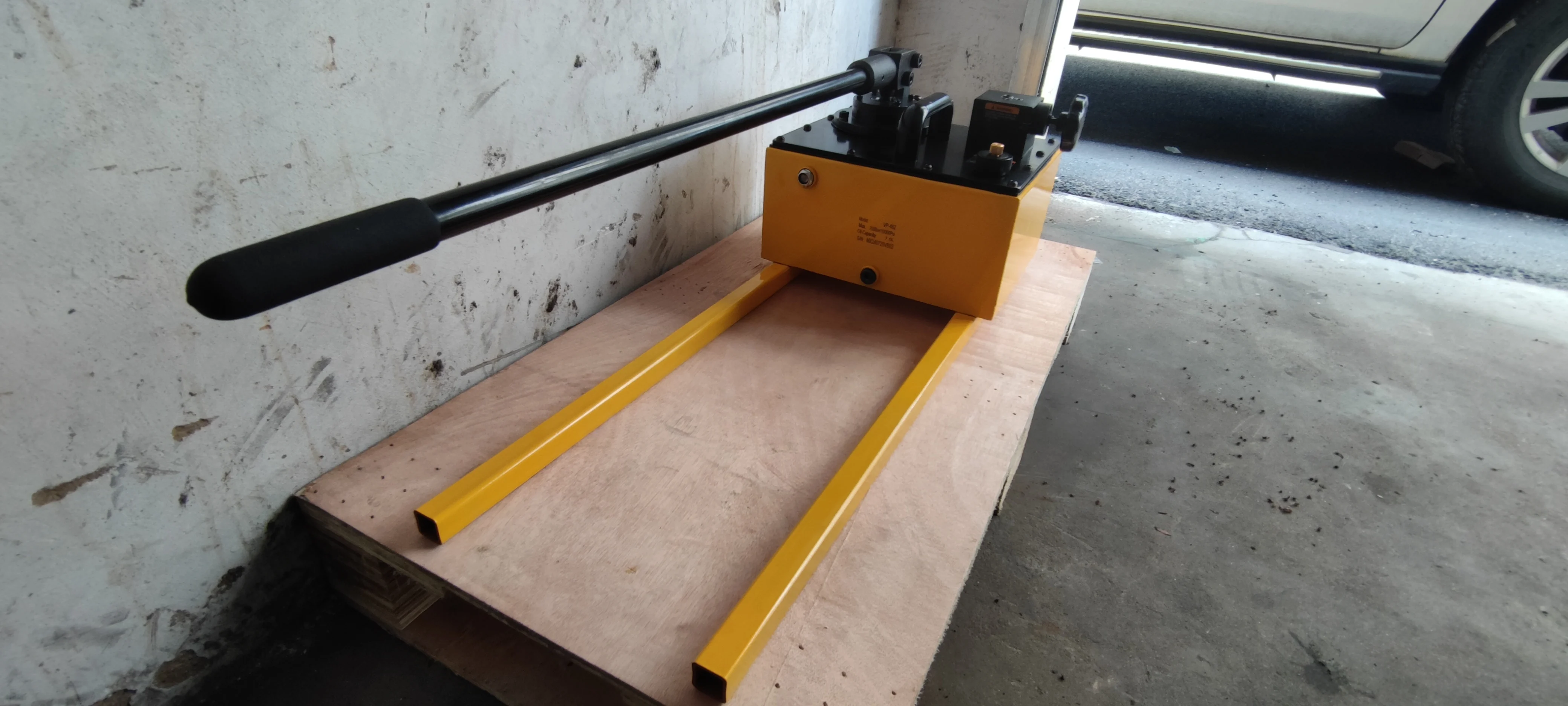 ENERPAC Similar Quality Manual Hydraulic Pump Set VP-462 For Hydraulic Tools Including Hydraulic Hoses And Pressure Gauge