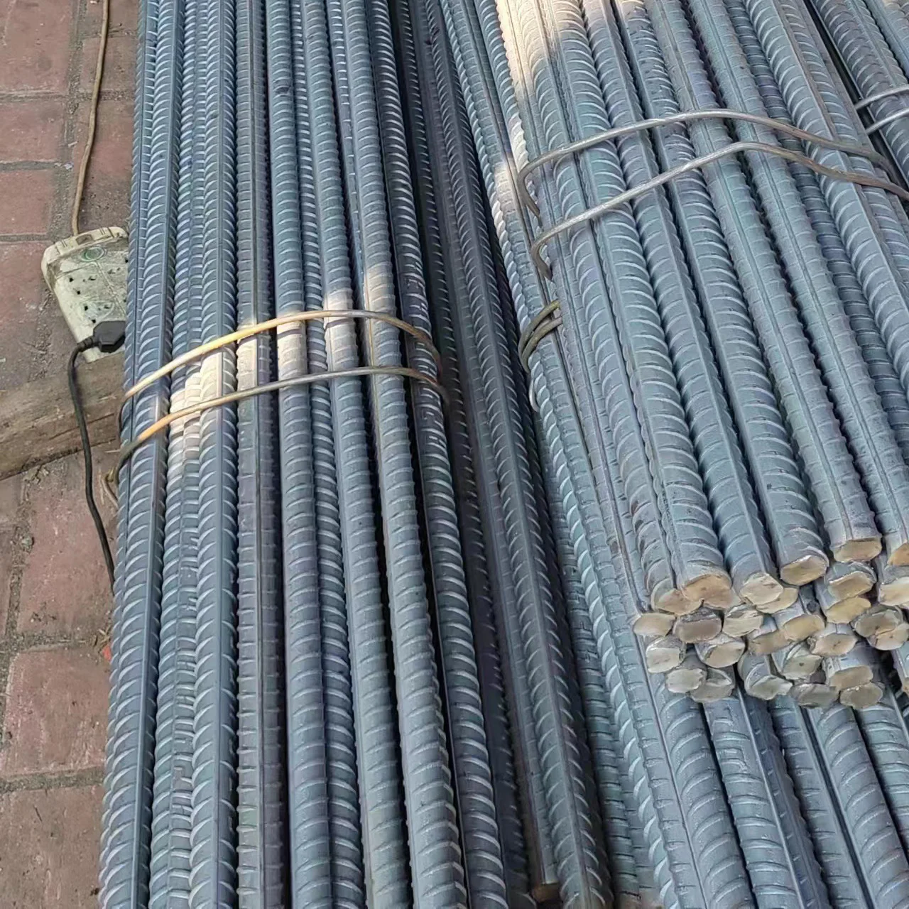 Manufacturers of straight rebar varieties complete class 3 seismic reinforcement 9 m 12 m building rebar