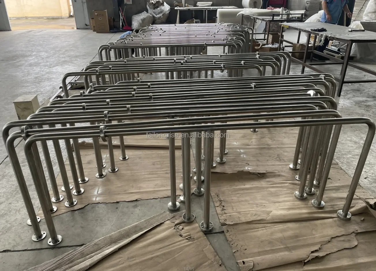 Stainless Steel Safety Barrier Railing Road Traffic Barriers Guardrail System