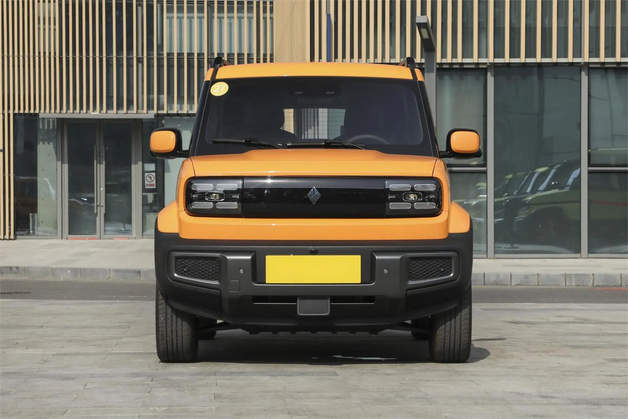 2023 wuling New Listed Electric Car 3 doors 4 seats MINI Ev car 100km/h Speed MINI SUV wuling Baojun Yep