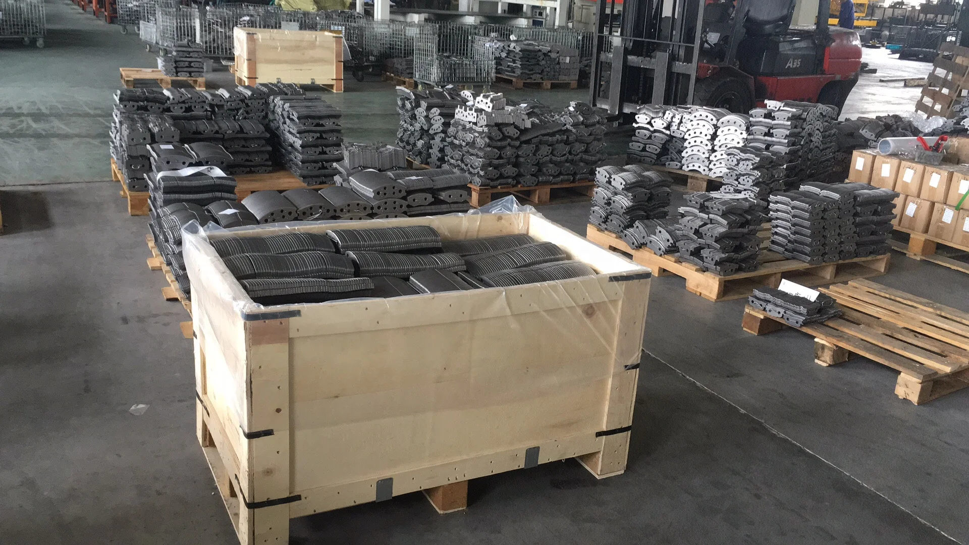 Корейский автомобиль OEM качественная стальная подложка тормозные колодки 58101-4FA00 для Hyundai H100