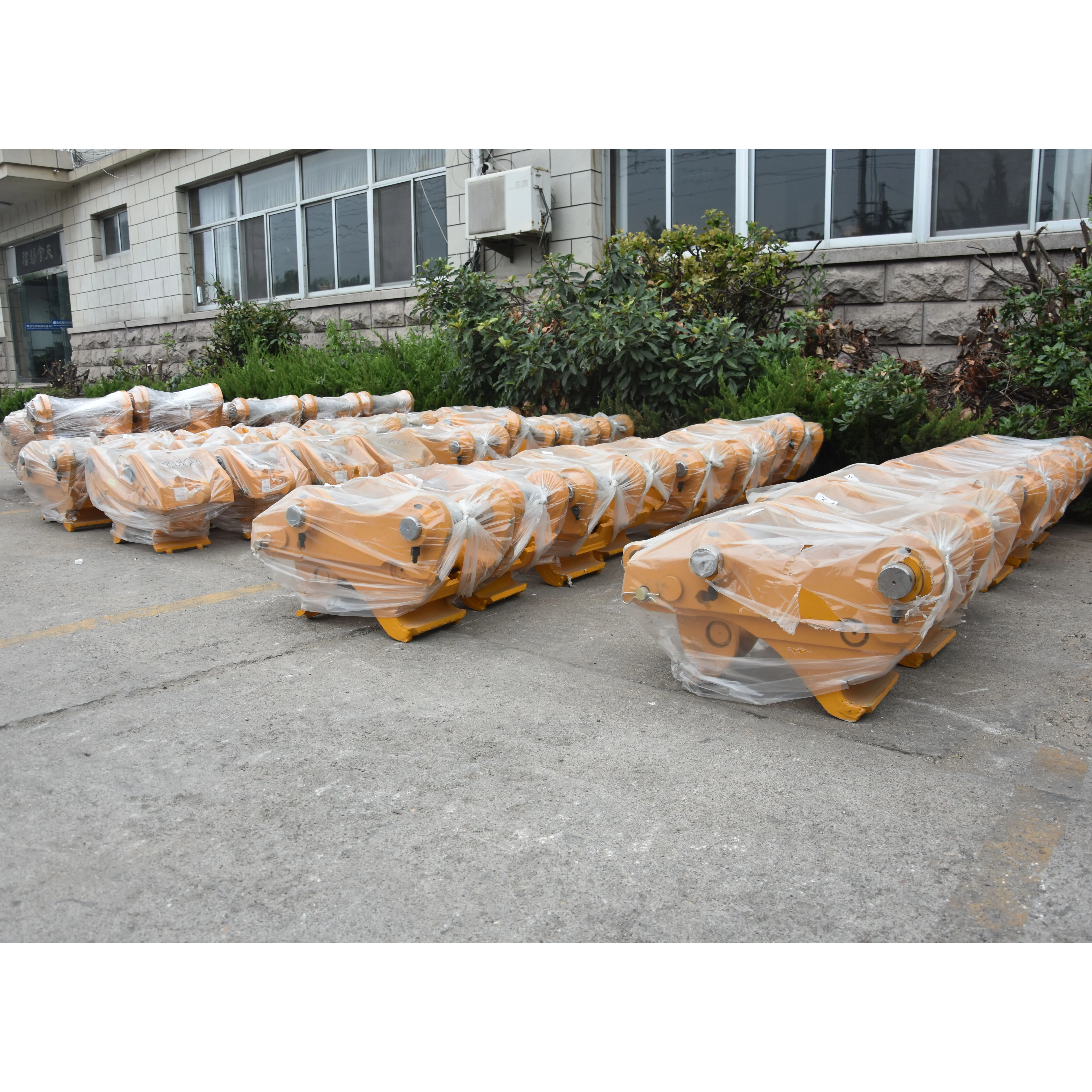 Construction Machinery Parts Backhoe Heat Treated Pins Dual Lock Quick Coupler  quick coupler hitch quick hitch excavator