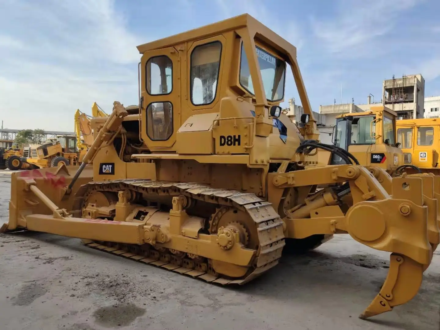 Efficient good price for sale Used CAT D8H Bulldozer machine Crawler hydraulic CAT D8H used bulldozers