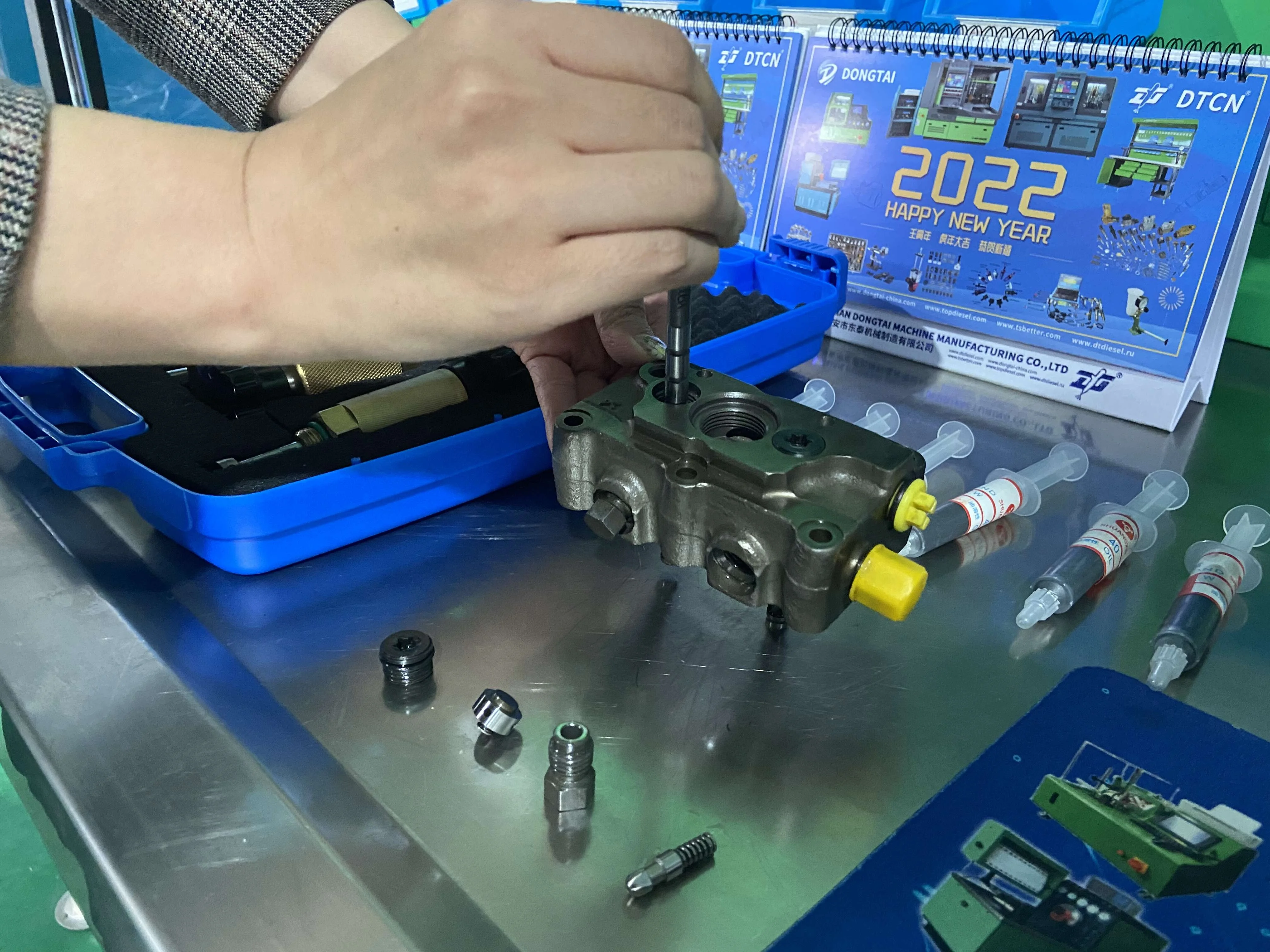 No,138(2-4)Full Set Grinding Tools for CAT320D Head Rotor