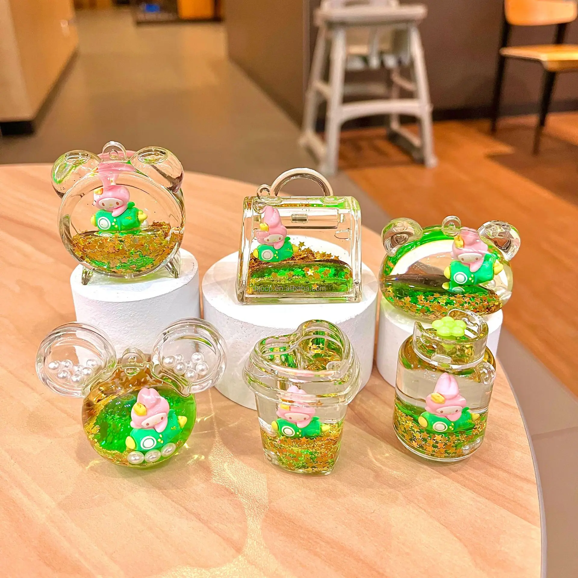 1batch=10PCS 100 design Cute Animal doll Liquid Floating Kawaii Acrylic Keychain bag Pendant Charm Key Ring for Girl Women
